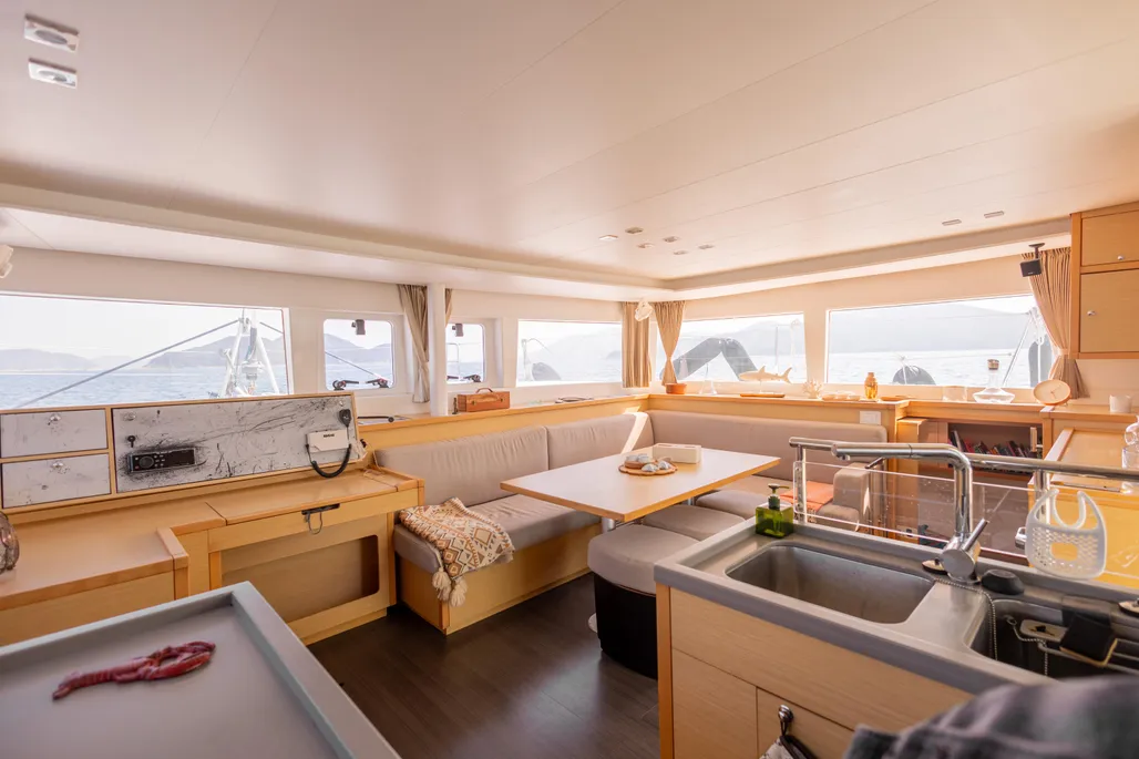 Interior of lagoon 450F