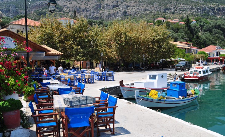 Taverna George's at Kalamos harbor