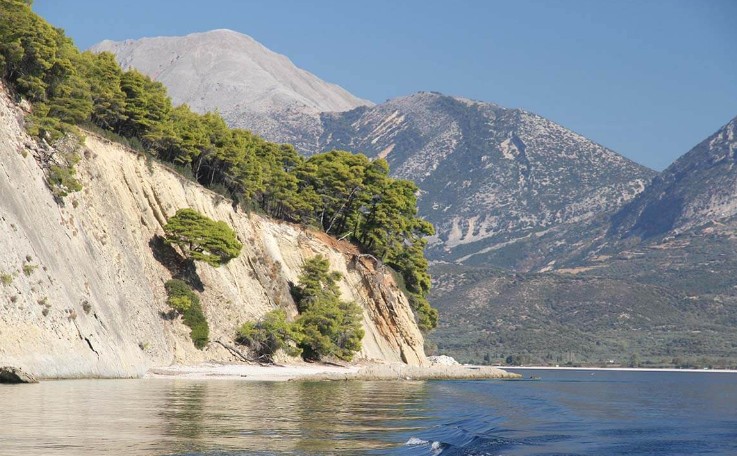 Rocky bay at SE of Kalamos island