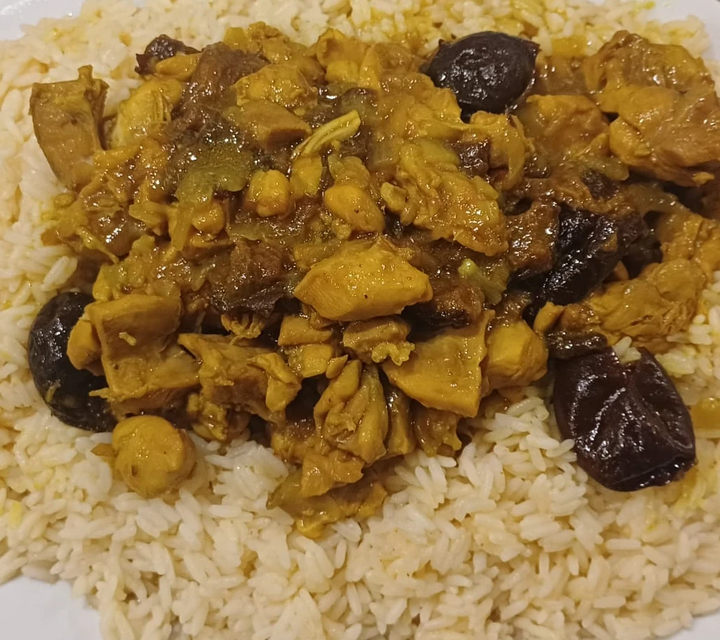 curry chicken served onboard.